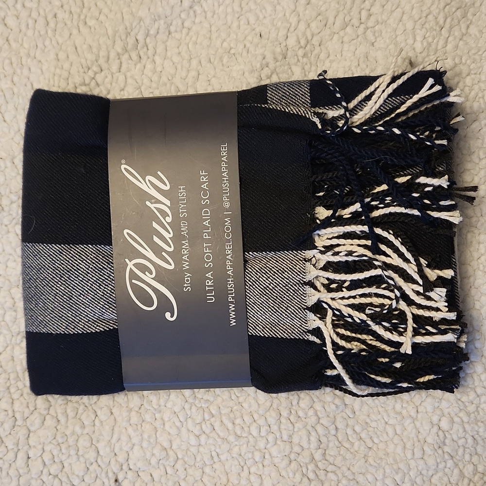 ✨️NEW - Plaid Scarf